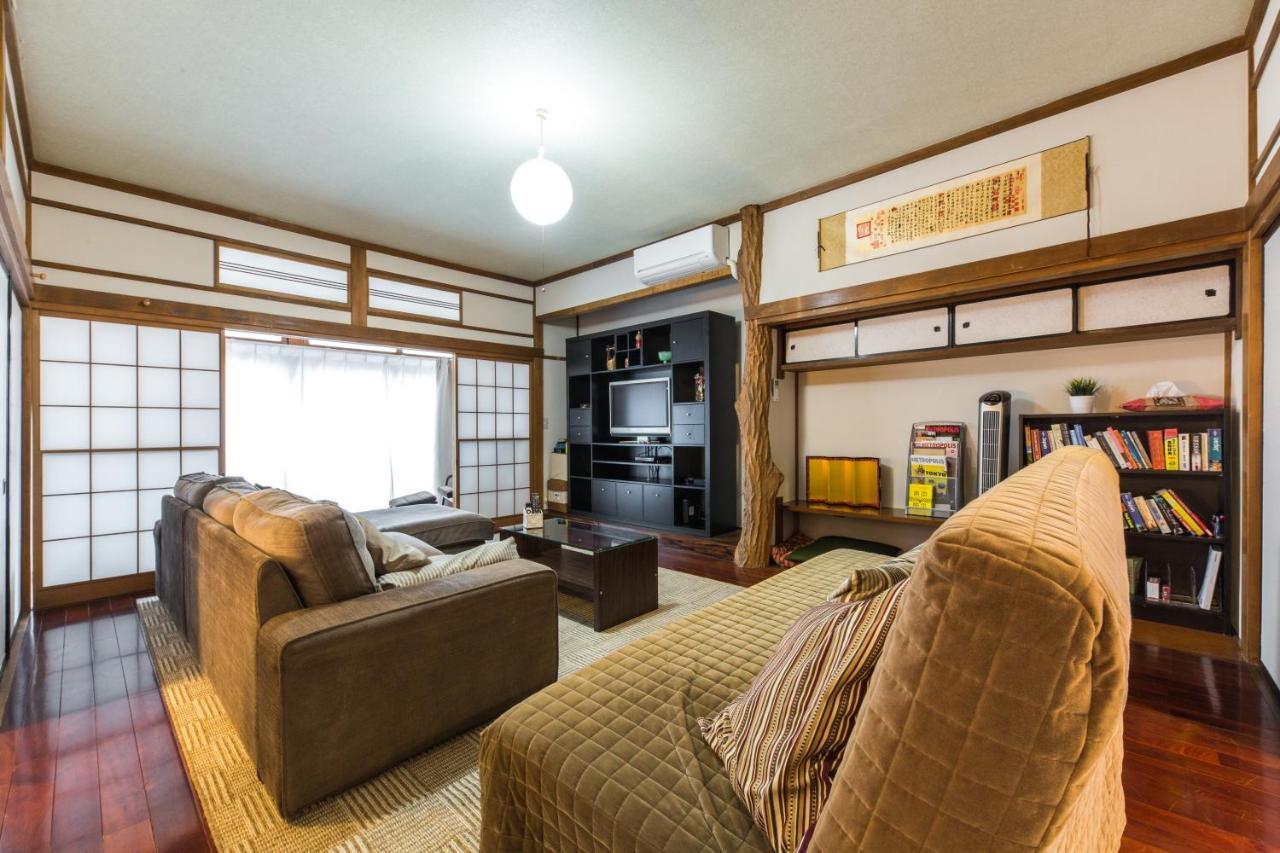 Samurai House - Large Family House, West Shinjuku Токио Экстерьер фото